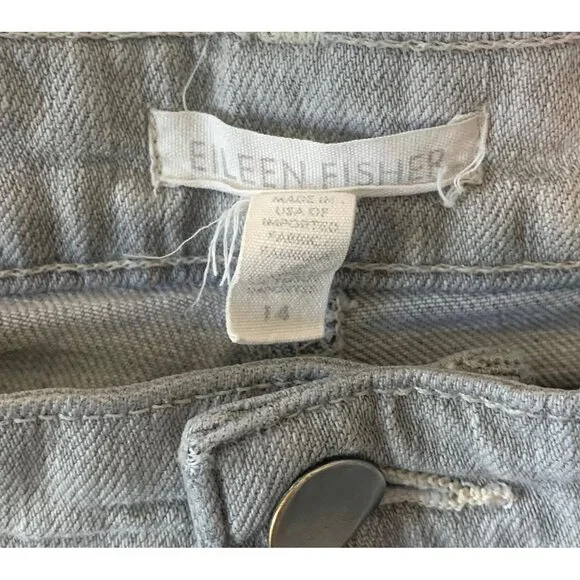 •SOLD•EILEEN FISHER Washed Light Gray Mid-Rise Ankle-Length Tapered Leg Jeans 14 - Picture 4 of 7